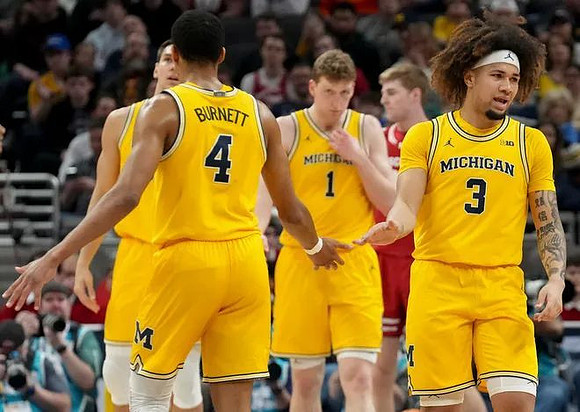 Vladislav Goldin (50), Nimari Burnett (4), Danny Wolf (1), and Tre Donaldson (3)