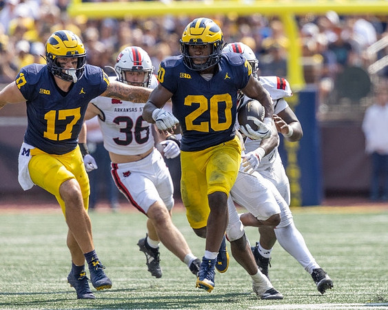 Marlin Klein (17) and Kalel Mullings (20)