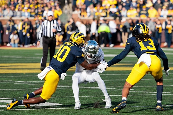 Zeke Berry (10) and Wesley Walker (13)