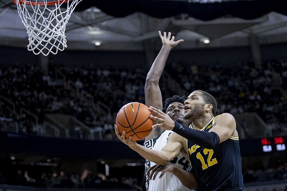DeVante' Jones (12)