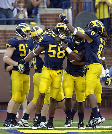 Brennen Beyer (97), Brandon Herron (58), and J.T. Floyd (8)