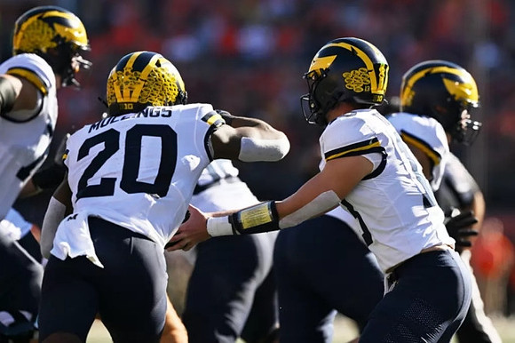 Kalel Mullings (20) and Jack Tuttle (13)