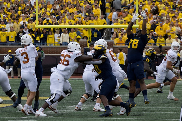 Josaiah Stewart (0), Kenneth Grant (78), and Ernest Hausmann (15)