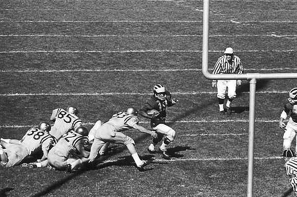 1964 Season-Navy: Carl Ward (19)