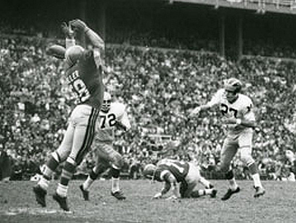 1966 Season-Ohio State : Dick Vidmer (27) and Raymond Phillips (72)
