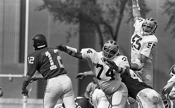1971 Season-Northwestern: Tony Smith (74) and Walter Sexton (55)