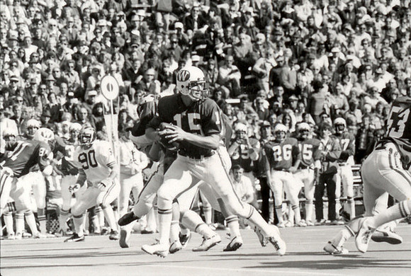 1975 Season-Wisconsin: Eric Phelps (90)