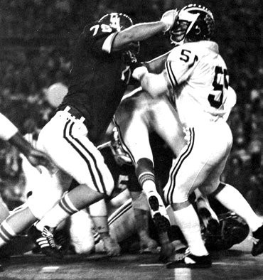 1975 Season-Oklahoma: James Czirr (52)