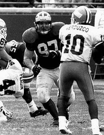 1992 Season-Illinois: Chris Hutchinson (97) and Gannon Dudlar (55)