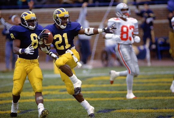 1991 Season-Ohio State: Dwayne Ware (8) and Desmond Howard (21)
