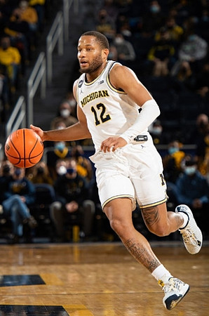 DeVante' Jones (12)