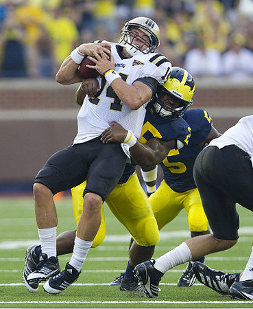 Kenny Demens (25) and Courtney Avery (5)