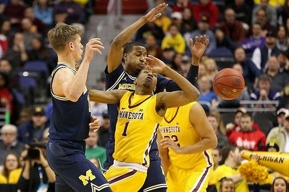 Moritz Wagner (13) and Muhammad-Ali Abdur-Rahkman (12)