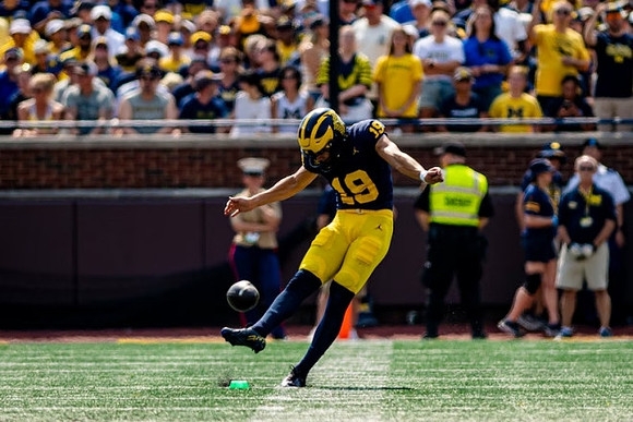 Tommy Doman (19)