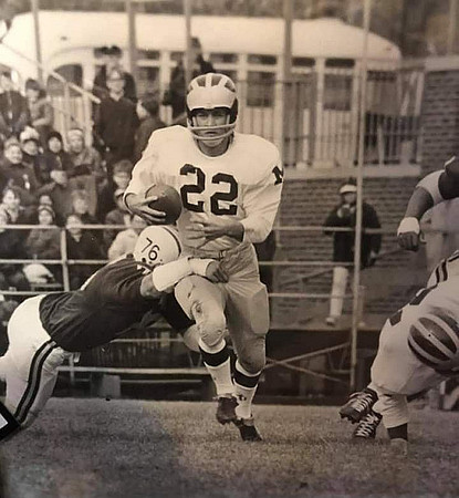 1967 Season-Minnesota Dennis Brown (22)