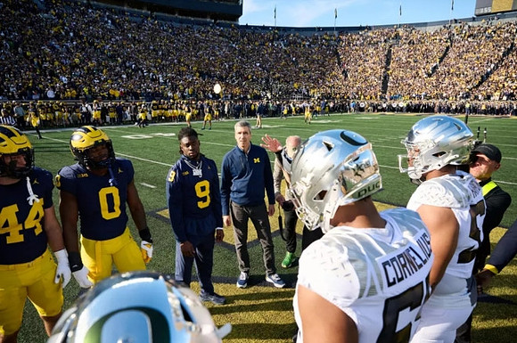 Max Bredeson (44), Josaiah Stewart (0), and Rod Moore (9)