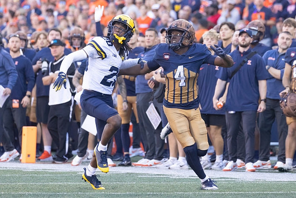 Jyaire Hill (20)