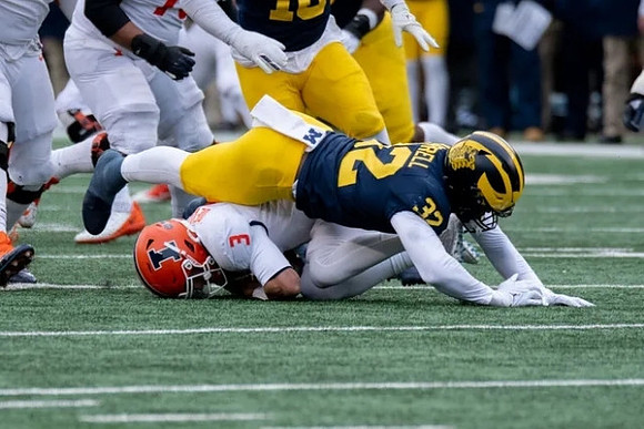 Jaylen Harrell (32)