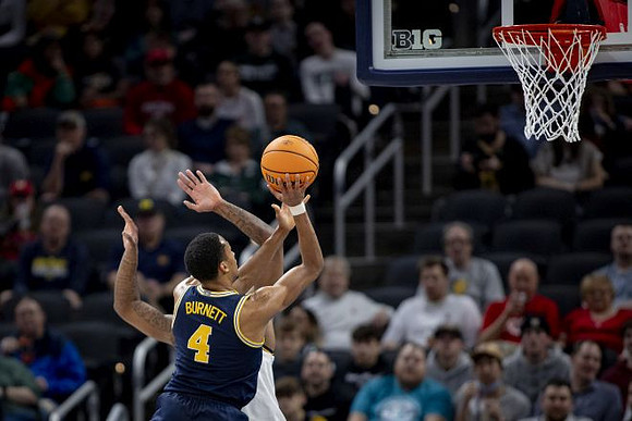 Nimari Burnett (4)