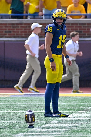 Tommy Doman (19)