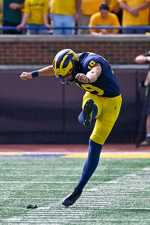 Tommy Doman (19)