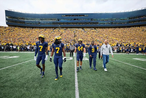 Makari Paige (7), Donovan Edwards (7), Max Bredeson (44), Rod Moore (9), and Derek Jeter