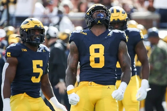 Josaiah Stewart (5) and Derrick Moore (8)