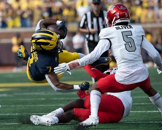 Donovan Edwards (7)