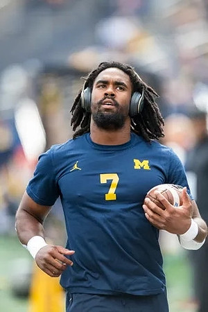 Donovan Edwards (7)