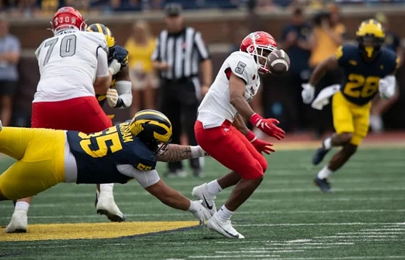 Mason Graham (55) and Quinten Johnson (28)