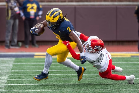Donovan Edwards (7)