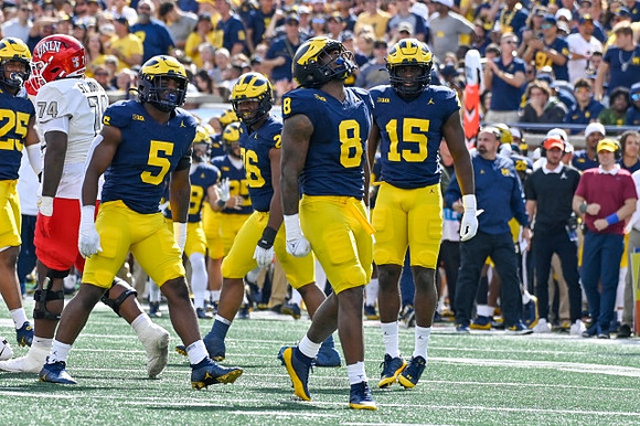 Junior Colson (25), Josaiah Stewart (5), Rayshaun Benny (26), Derrick Moore (8), and Ernest Hausmann (15)