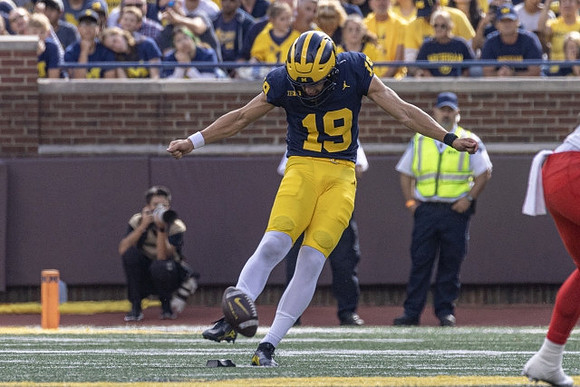 Tommy Doman (19)