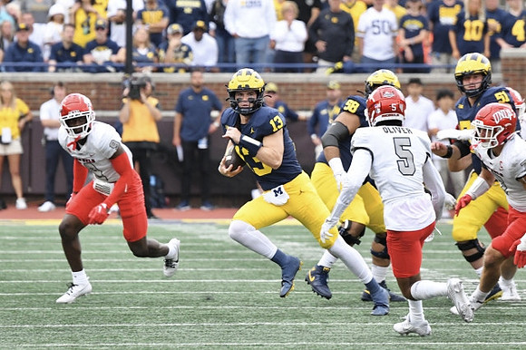 Jack Tuttle (13), Giovanni El-Hadi (58), and Greg Crippen (51)