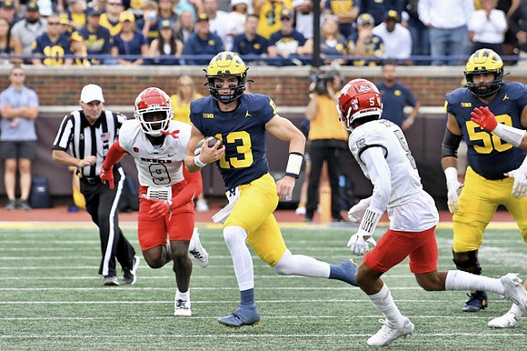 Jack Tuttle (13) and Giovanni El-Hadi (58)