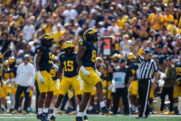 Josaiah Stewart (5), Ernest Hausmann (15), and Derrick Moore (8)