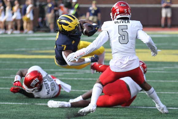 Donovan Edwards (7)