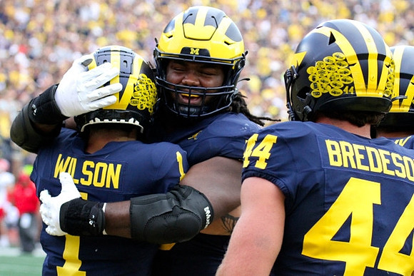 Roman Wilson (1) and Max Bredeson (44)