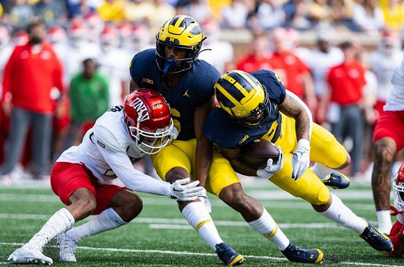 Cornelius Johnson (6) and Tyler Morris (8)