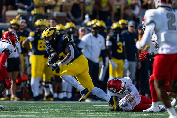 Donovan Edwards (7)