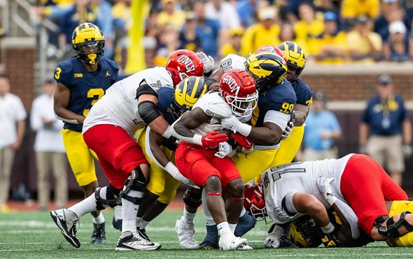 Keon Sabb (3) and Cam Goode (99)