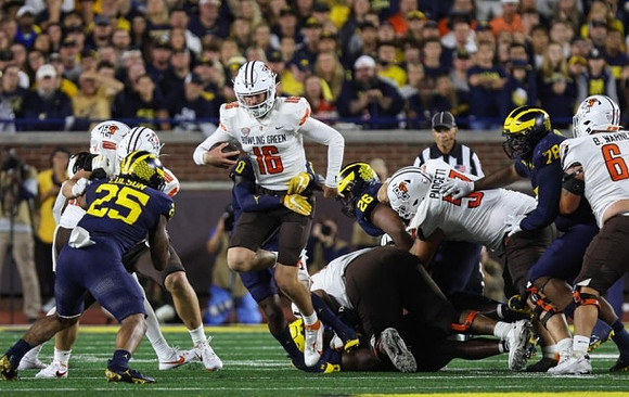Junior Colson (25), Rayshaun Benny (26), and Kenneth Grant (78)