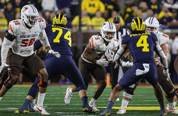 Reece Atteberry (74) and Micah Pollard (4)