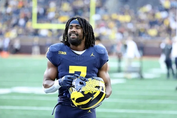 Donovan Edwards (7)
