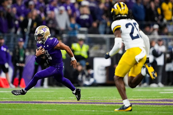 Jyaire Hill (20)
