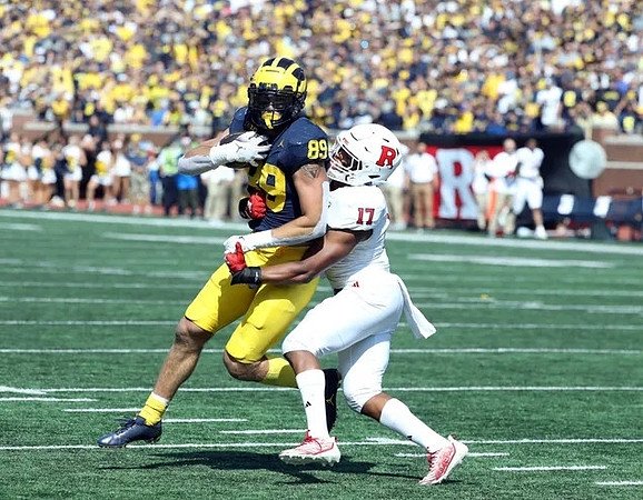 AJ Barner (89)