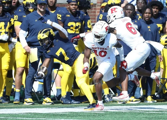 Donovan Edwards (7)