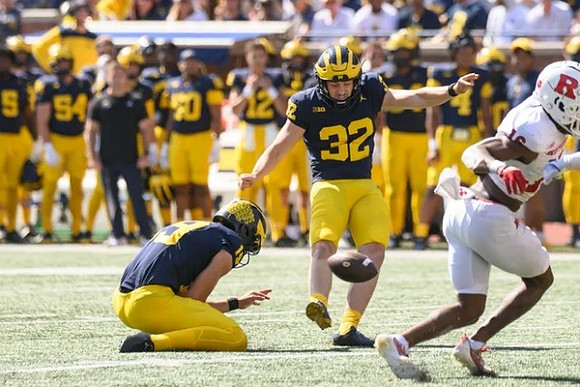 Tommy Doman (19) and James Turner (32)