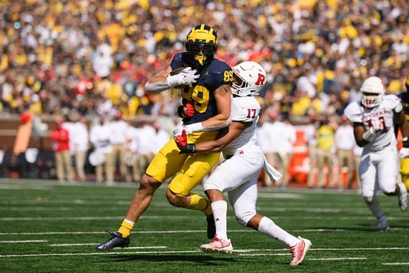 AJ Barner (89)