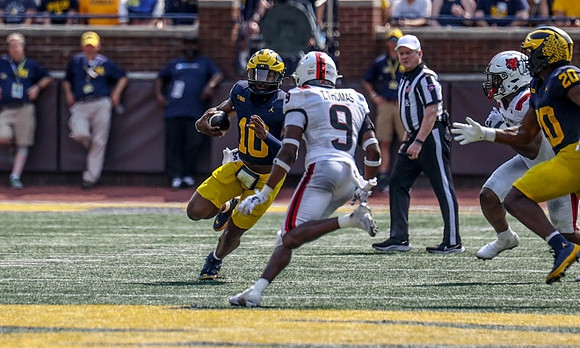 Alex Orji (10) and Kalel Mullings (20)